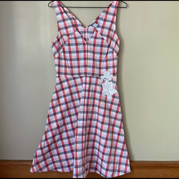 Gigham Dress - Picture 2 of 6